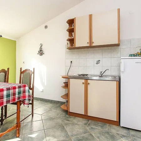 Apartament Eugen *